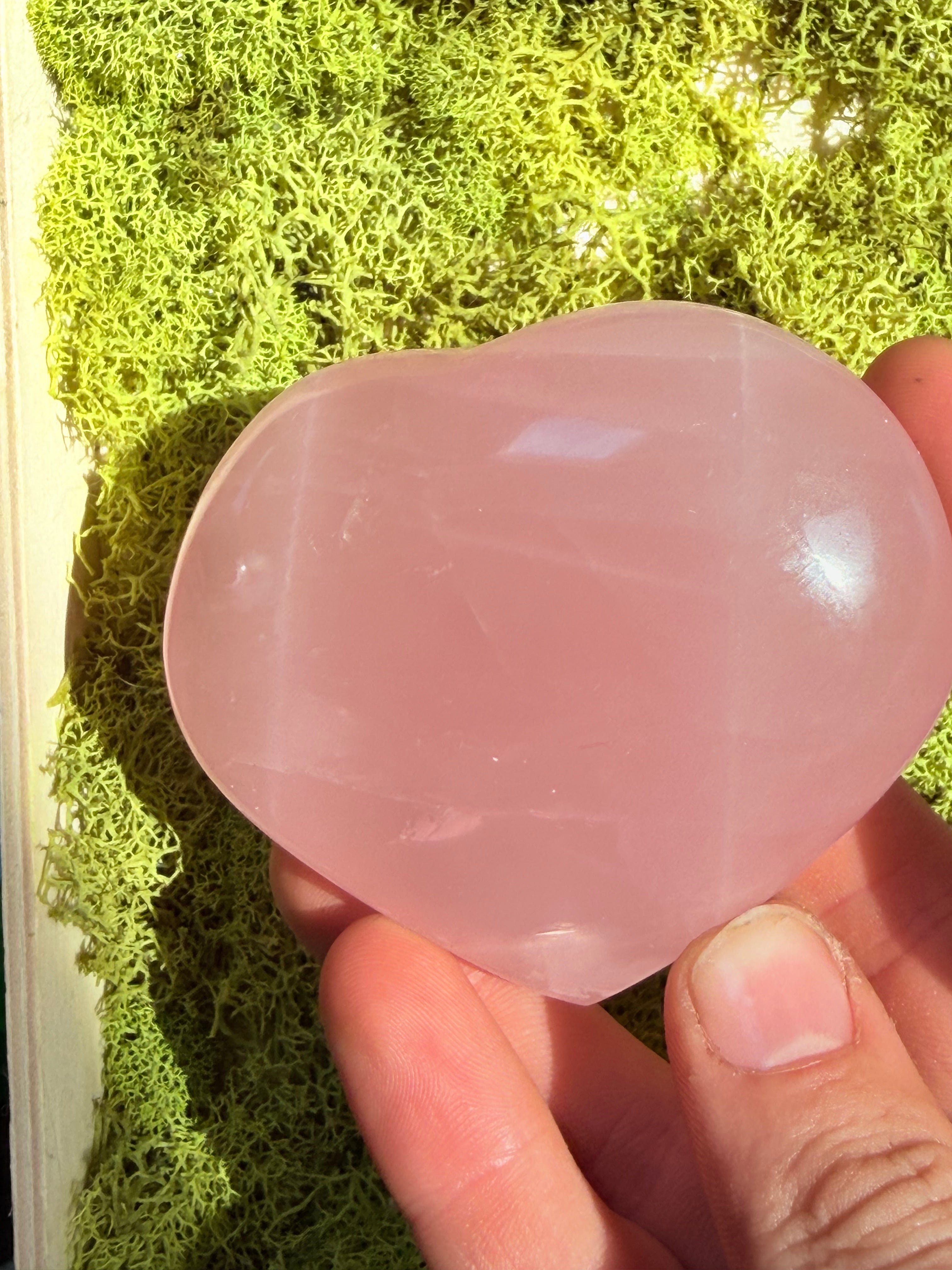 Rose Quartz Heart from Madagascar- Ultra Pink💖