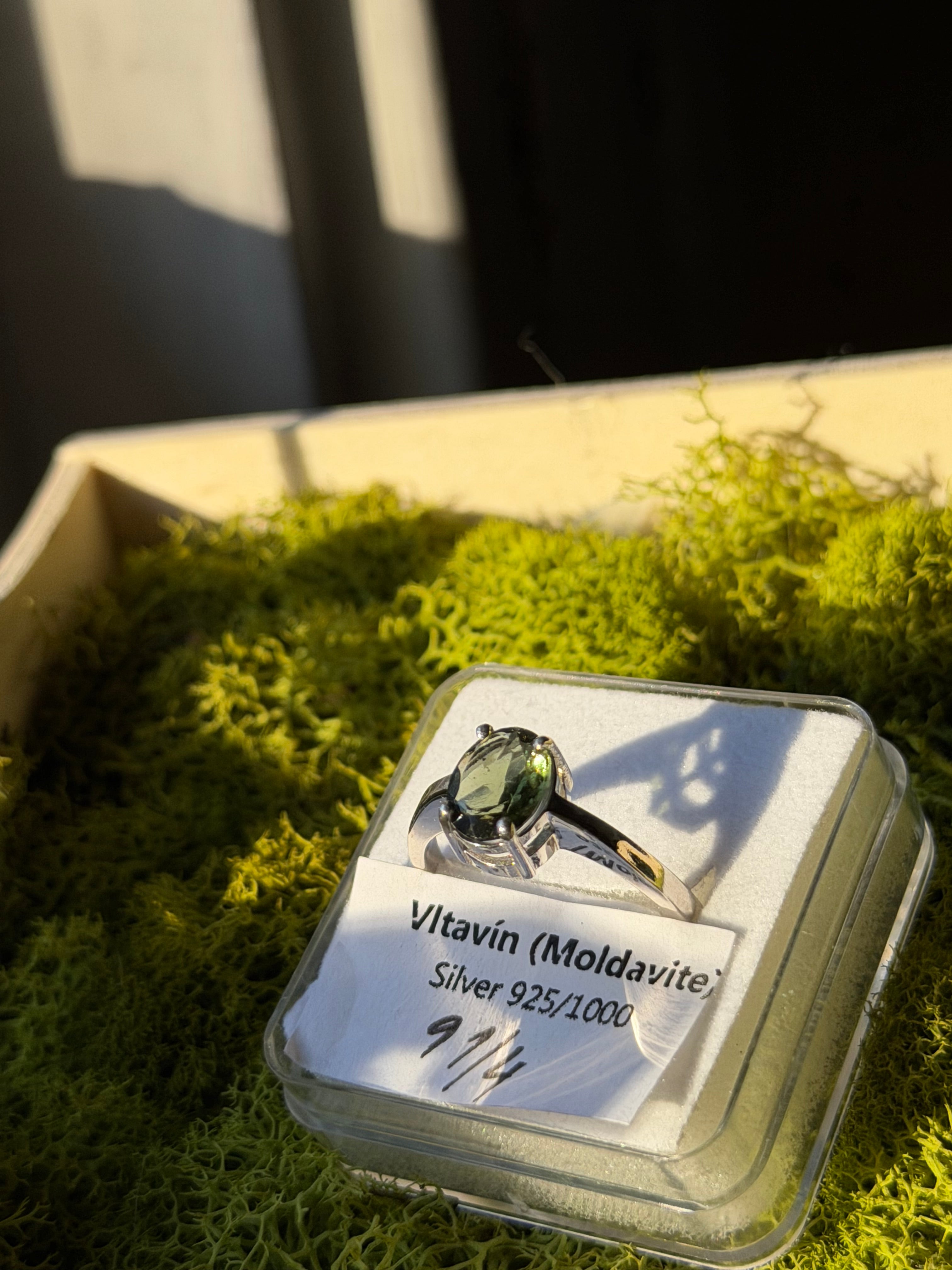 Moldavite and Sterling Silver Ring Size 9 1/4