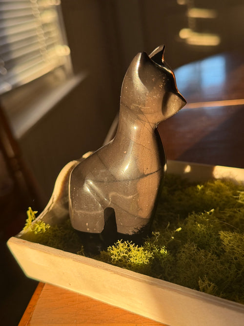 Black Onyx Cat Carving